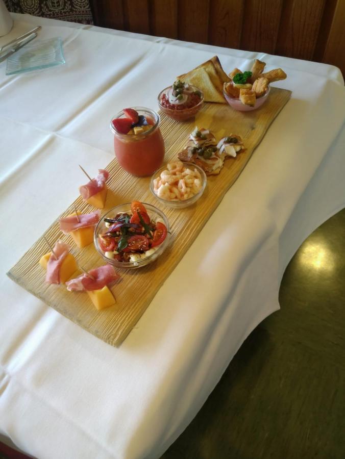 Hotel - Restaurant Eierhals Am Aegerisee Oberageri Bagian luar foto