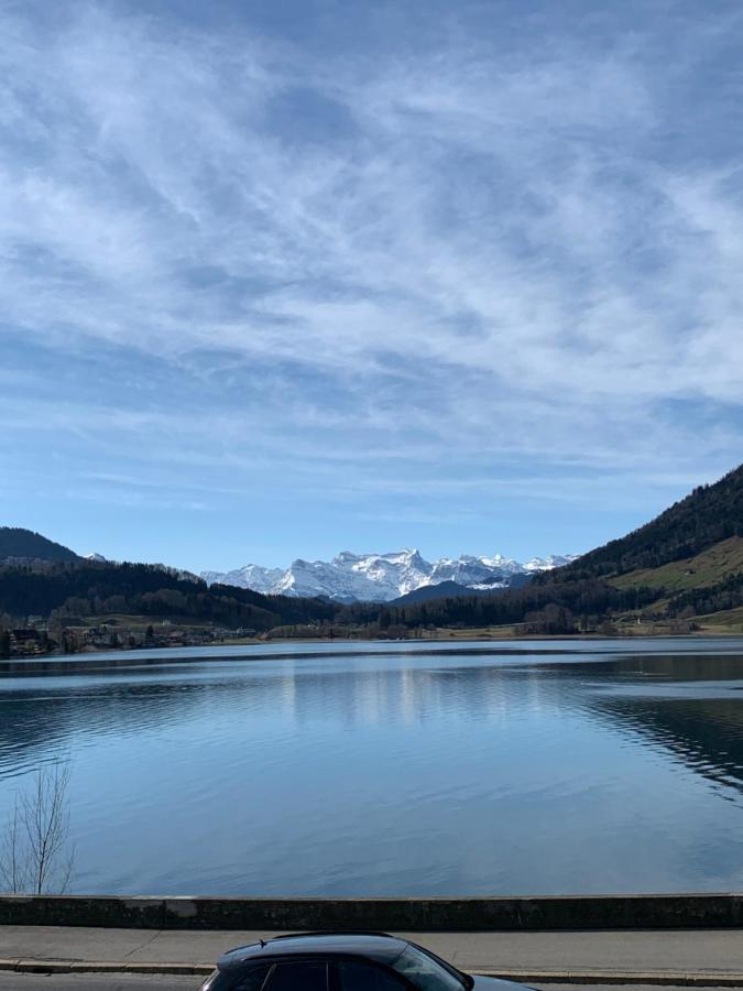 Hotel - Restaurant Eierhals Am Aegerisee Oberageri Bagian luar foto